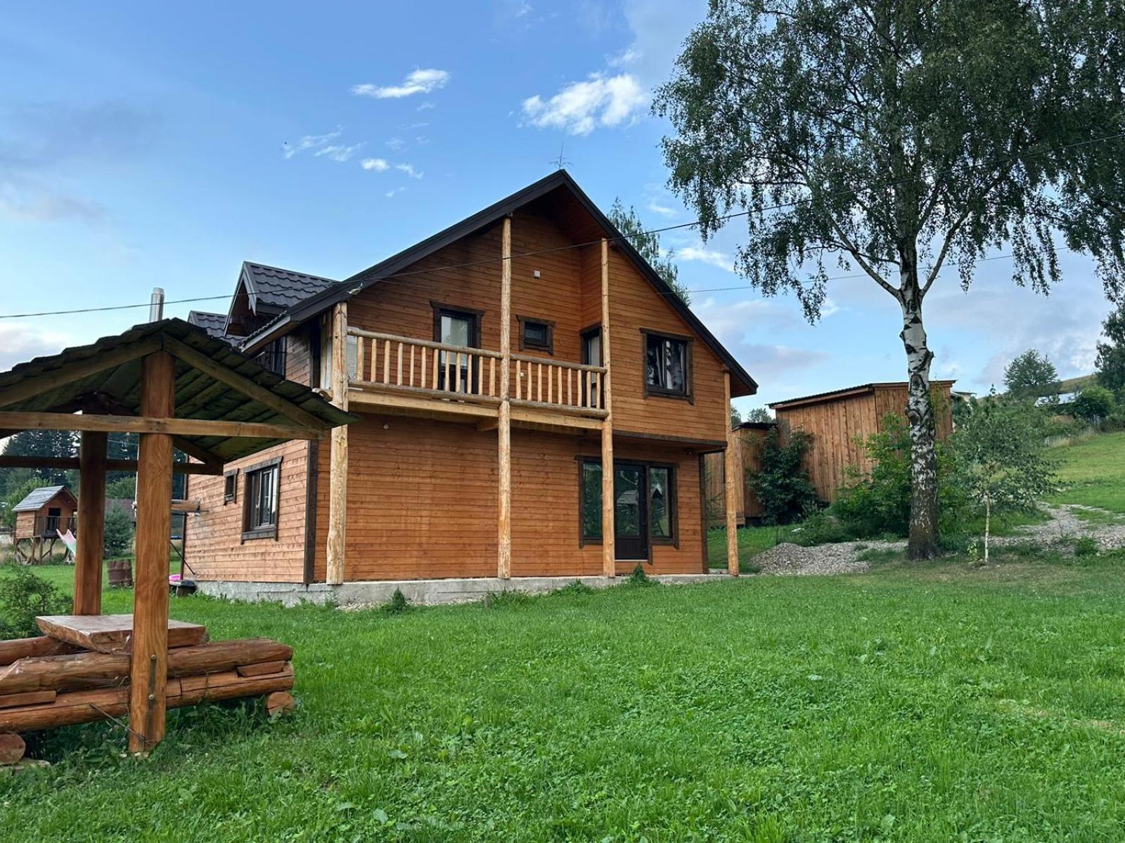 Кулуар/ Kuluar Villa Iltsi Eksteriør billede